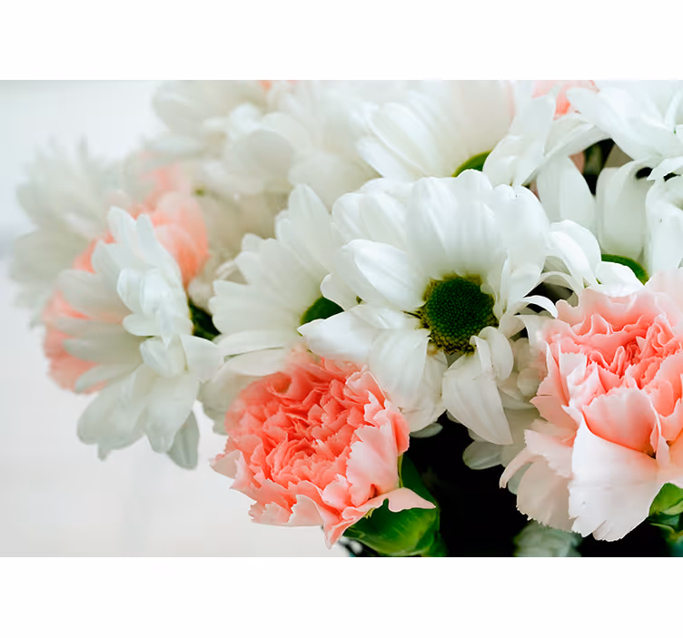 Beautiful white bouquet roller blind for living room - TenStickers