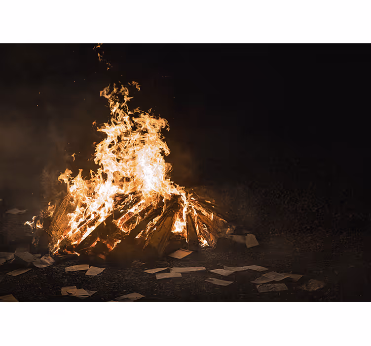 Abstract wall mural flaming bonfire scene - TenStickers