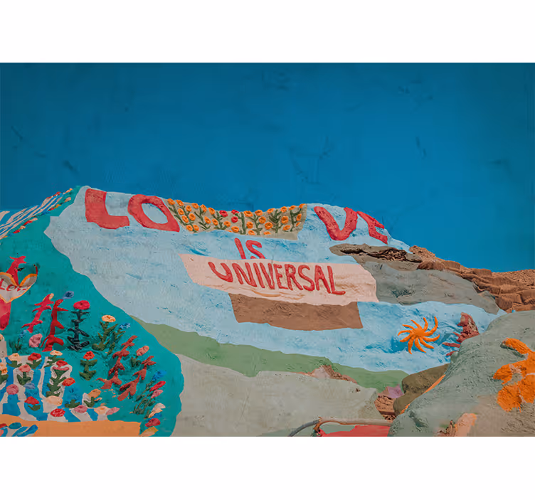 Love wall mural love is universal - TenStickers