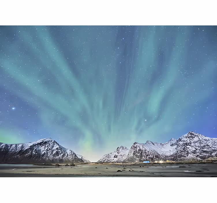 Mountain wall mural northern lights experience - TenStickers