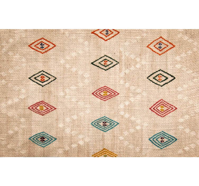 Beige roller blind with eye-catching design - TenStickers