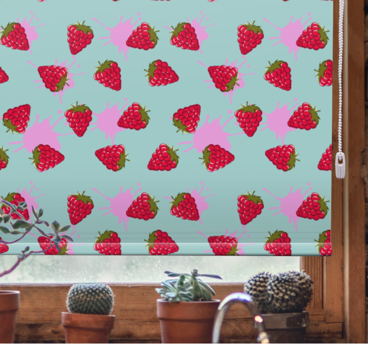 Strawberry splashes fruit roller blind - TenStickers