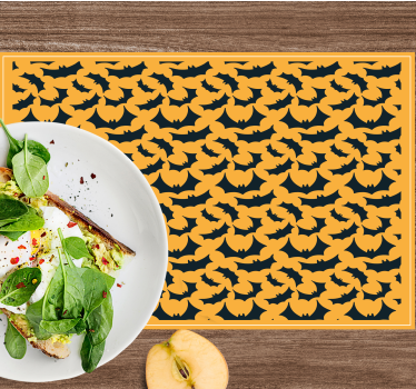 Halloween placemat with bat pattern design - TenStickers