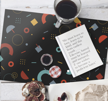 Modern placemat with a colorful geometric design - TenStickers