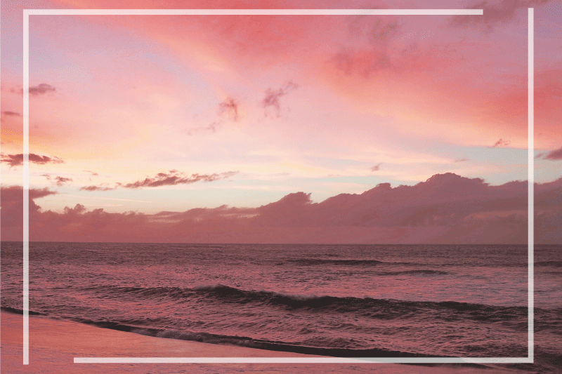 Modern placemat serene coastal sunset - TenStickers