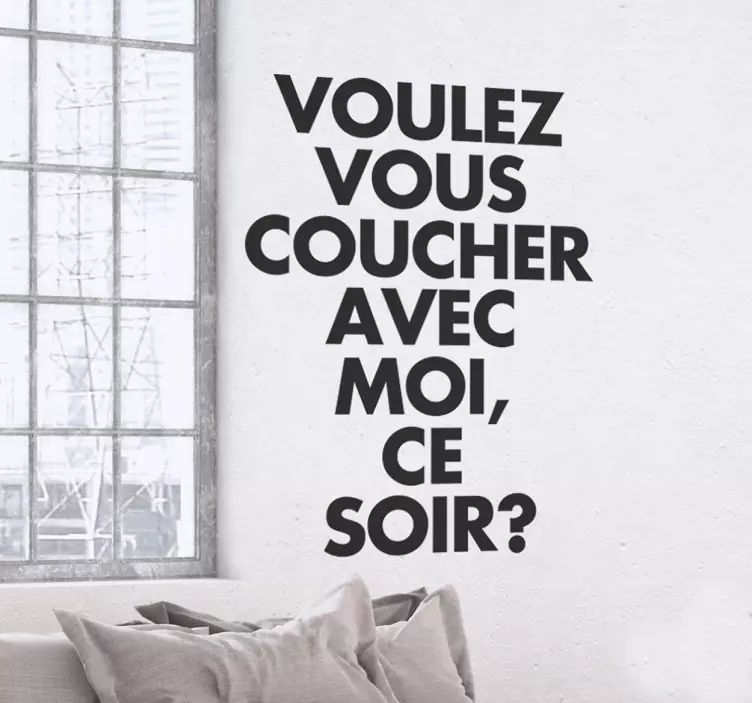 voulez vouz coucher wall sticker - TenStickers