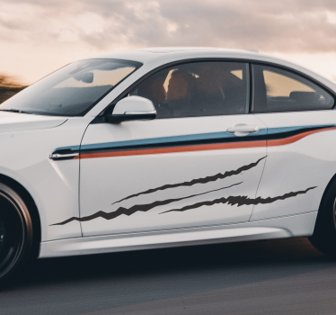 Race graphic scratch lines car decal - TenStickers