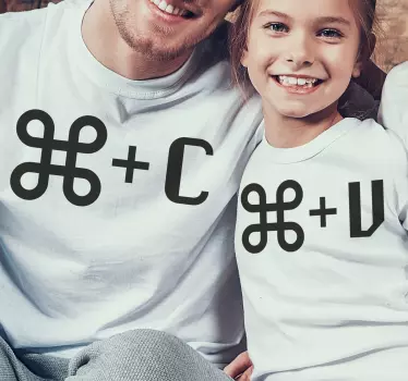 Copy/paste keys Mother and daughter shirt - TenStickers