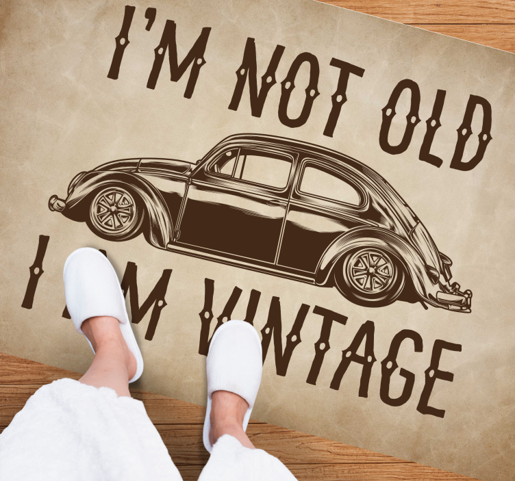 I'm not old vintage vinyl rug - TenStickers